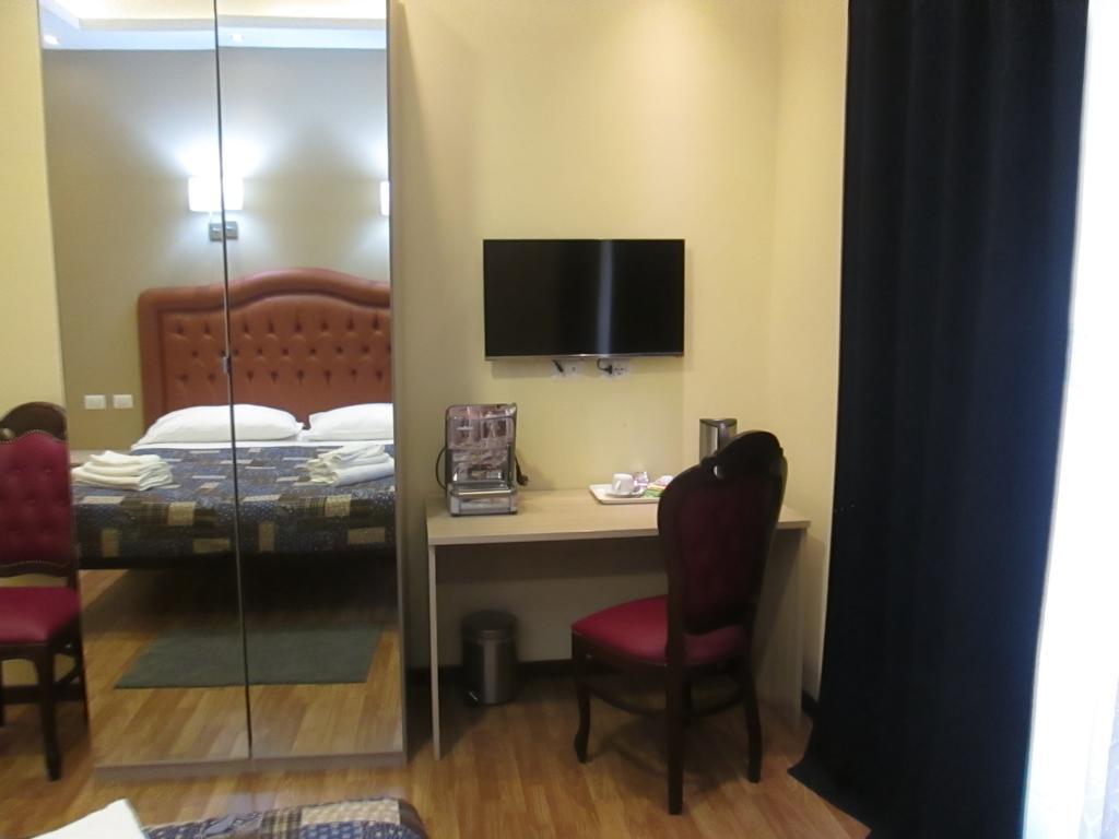 Lazio Elegance Suite ローマ エクステリア 写真