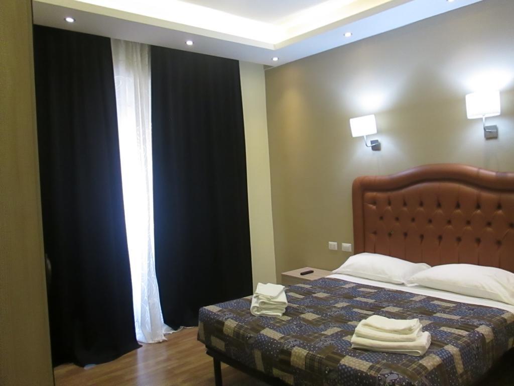 Lazio Elegance Suite ローマ エクステリア 写真