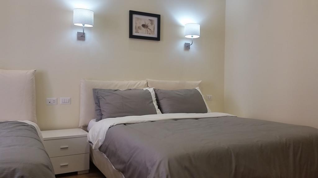 Lazio Elegance Suite ローマ 部屋 写真